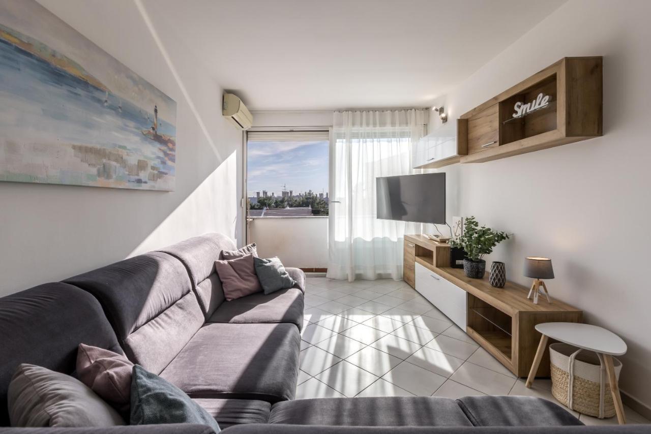 Sundowners Apartment, 52Qm, Double & Single Bed, 10 Min From Old Town Of Split Kültér fotó